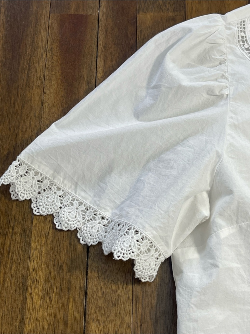 Sézane Eponine White Lace-Trim button down short sleeve blouse - Picture 6 of 13